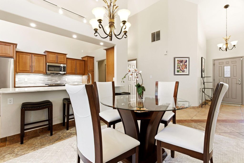 1124 Titleist Drive NE, Albuquerque, NM 87112