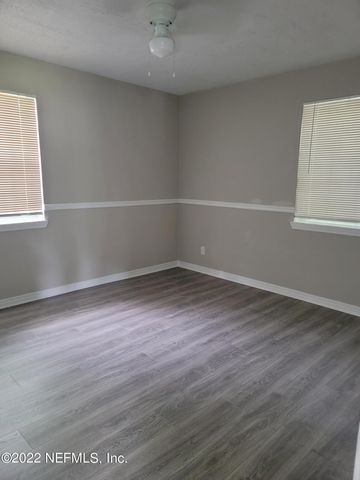 6442 BALLEJO Court N, Jacksonville, FL 32210