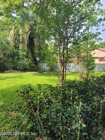 6442 BALLEJO Court N, Jacksonville, FL 32210