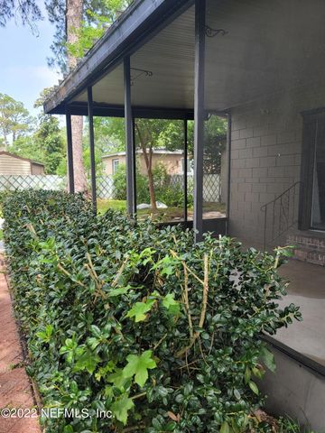 6442 BALLEJO Court N, Jacksonville, FL 32210