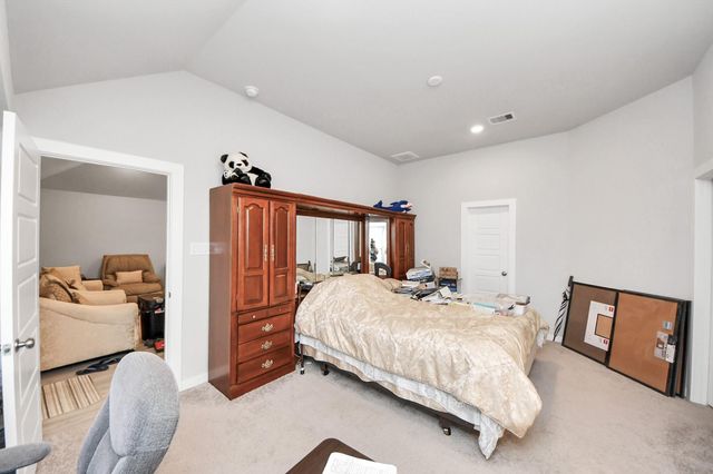 2610 Blue Abbott Drive, Fresno, TX 77545