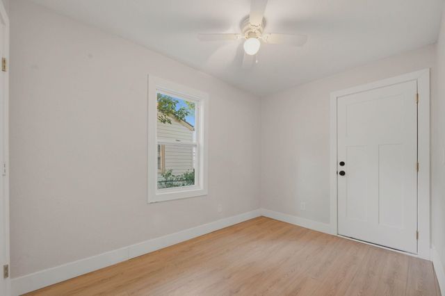 1527 S Sedgwick St, Wichita, KS 67213