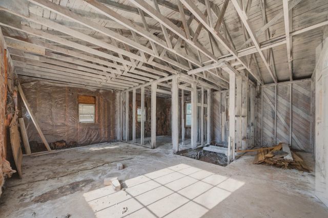 1527 S Sedgwick St, Wichita, KS 67213