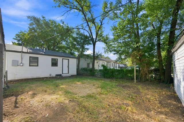 1527 S Sedgwick St, Wichita, KS 67213