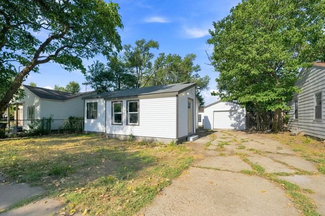 1527 S Sedgwick St, Wichita, KS 67213