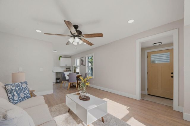 1527 S Sedgwick St, Wichita, KS 67213