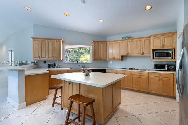 7821 SW 129th Ter, Pinecrest, FL 33156