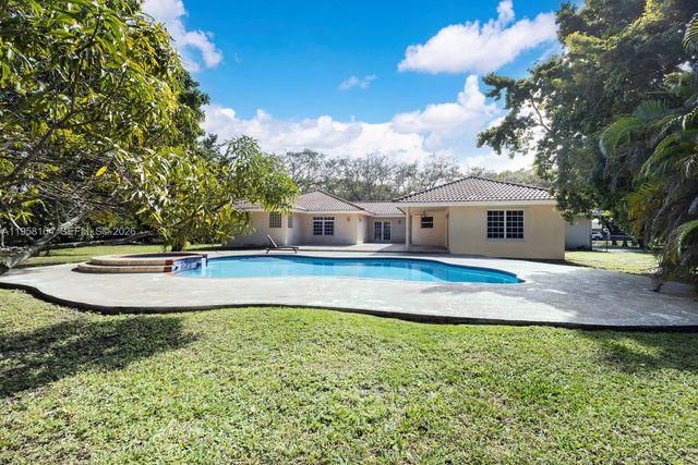 7821 SW 129th Ter, Pinecrest, FL 33156