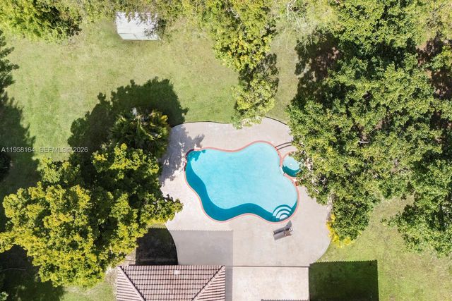 7821 SW 129th Ter, Pinecrest, FL 33156