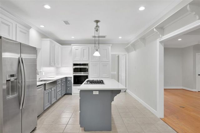 14 Wind River Drive, Conroe, TX 77384