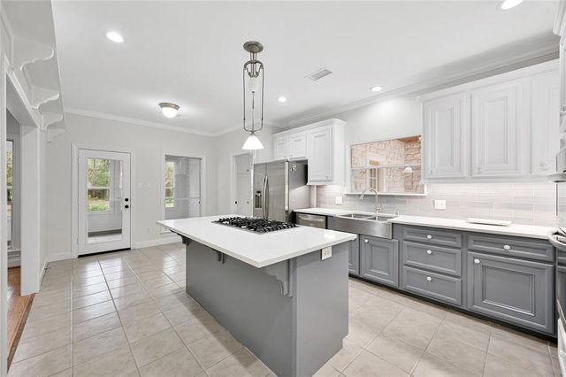 14 Wind River Drive, Conroe, TX 77384