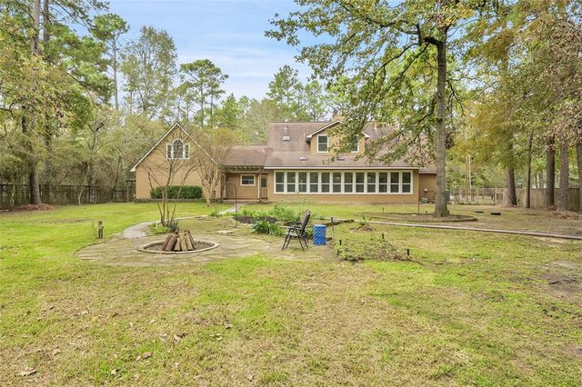 14 Wind River Drive, Conroe, TX 77384