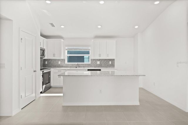 524 CARYA WAY, Auburndale, FL 33823