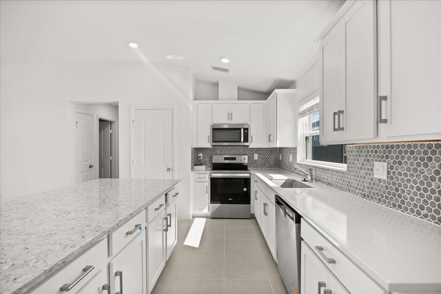 524 CARYA WAY, Auburndale, FL 33823