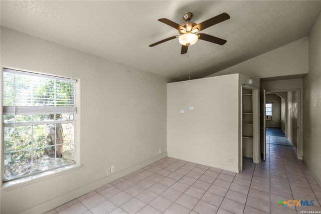1200 Hinch Drive, New Braunfels, TX 78132
