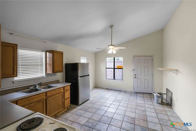 1200 Hinch Drive, New Braunfels, TX 78132