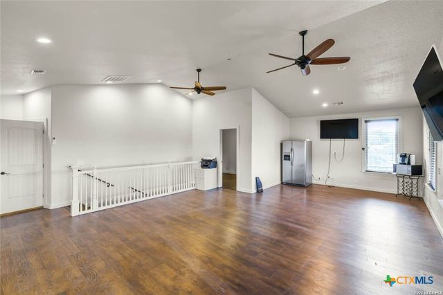 1200 Hinch Drive, New Braunfels, TX 78132