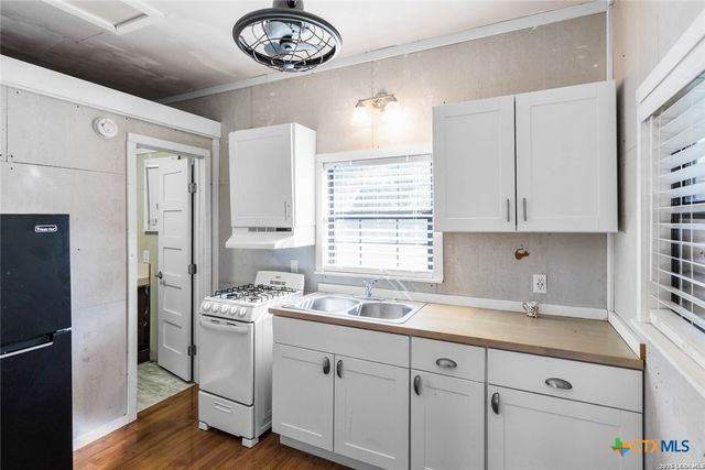1200 Hinch Drive, New Braunfels, TX 78132