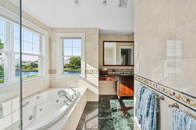 101 Jessup Lane, Westhampton Beach, NY 11978