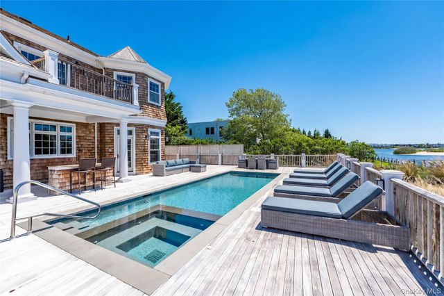 101 Jessup Lane, Westhampton Beach, NY 11978