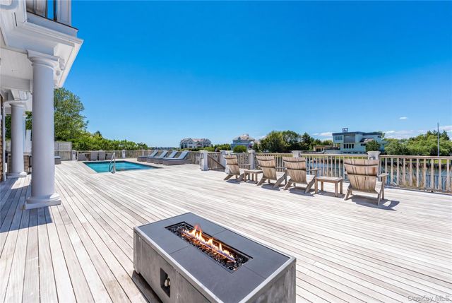 101 Jessup Lane, Westhampton Beach, NY 11978