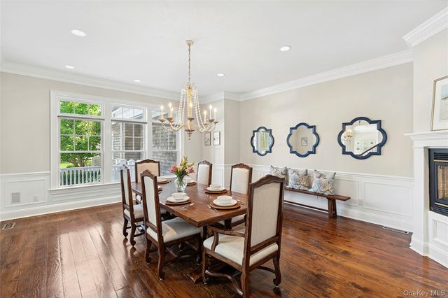 101 Jessup Lane, Westhampton Beach, NY 11978