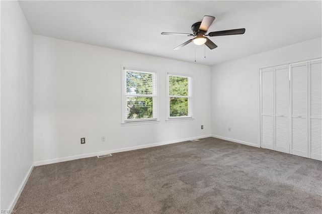 100 Wethersfield PARK, Yorktown, VA 23692
