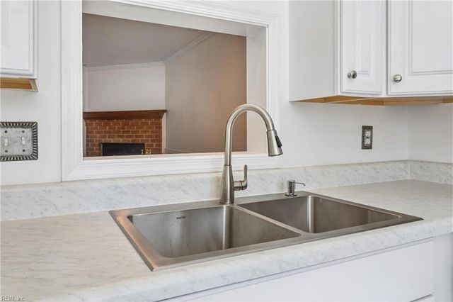 100 Wethersfield PARK, Yorktown, VA 23692
