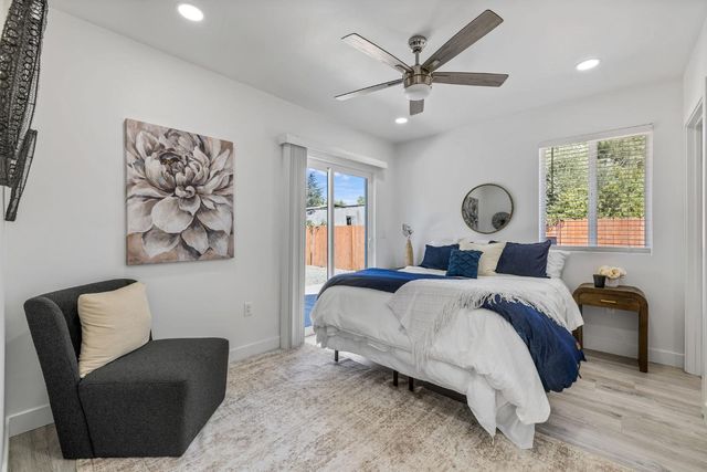 4950 Tulsa Ave, Olivehurst, CA 95961