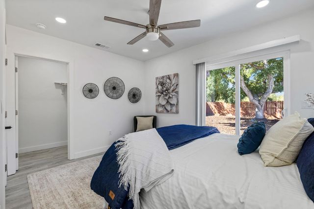 4950 Tulsa Ave, Olivehurst, CA 95961