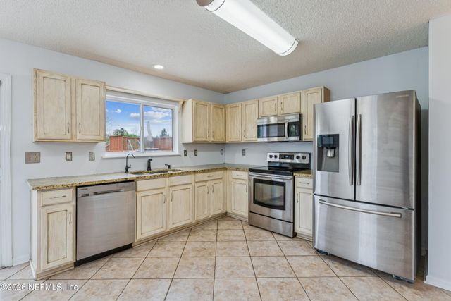 2135 FRESCO Drive, Middleburg, FL 32068