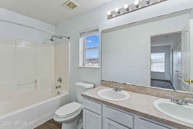 2135 FRESCO Drive, Middleburg, FL 32068