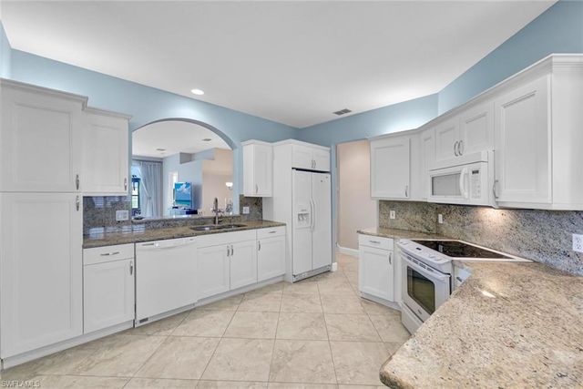 5945 Sand Wedge LN # 1003, Naples, FL 34110