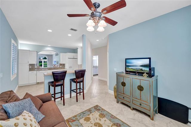 5945 Sand Wedge LN # 1003, Naples, FL 34110