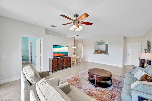 5945 Sand Wedge LN # 1003, Naples, FL 34110