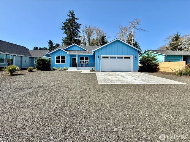 259 Olympic View Avenue NE, Ocean Shores, WA 98569