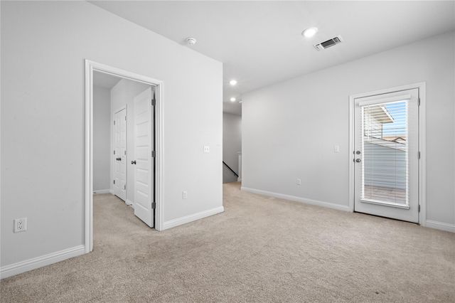7910 Lennon DR, Austin, TX 78744