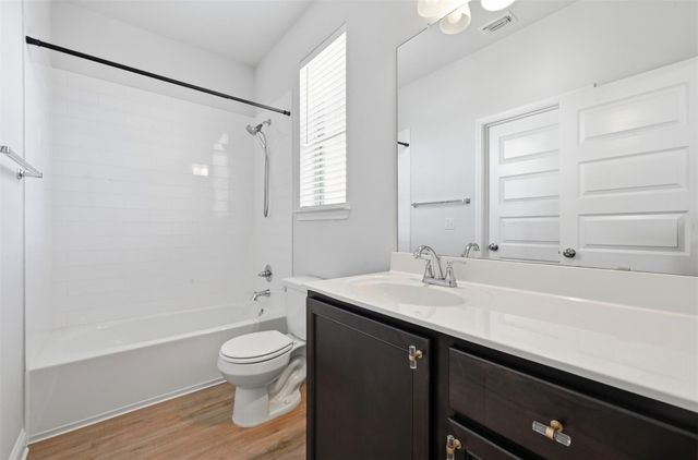 7910 Lennon DR, Austin, TX 78744