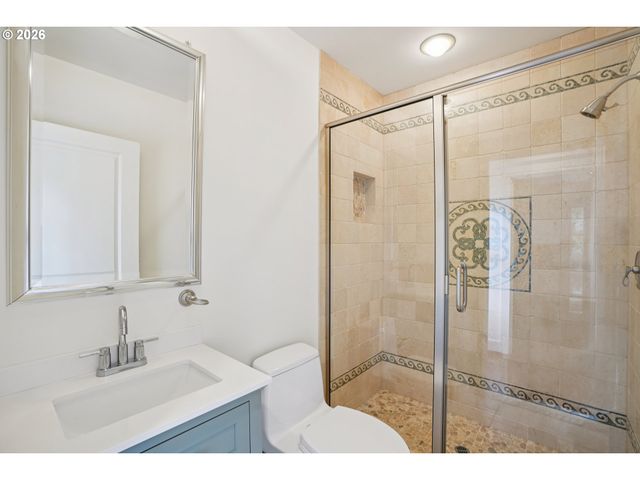 7108 Ne GOING St, Portland, OR 97218