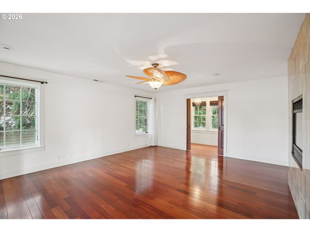 7108 Ne GOING St, Portland, OR 97218