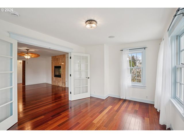 7108 Ne GOING St, Portland, OR 97218