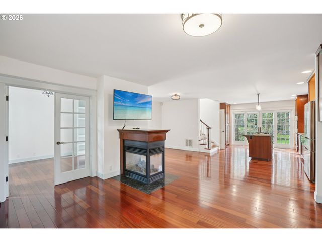 7108 Ne GOING St, Portland, OR 97218