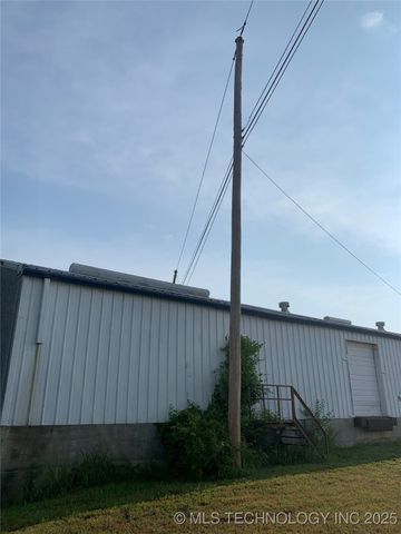 1311 N Main Street, Muskogee, OK 74401