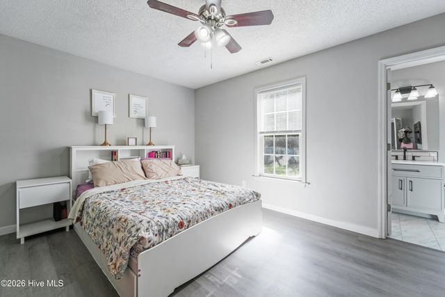 185 Liberty Park Road, Jacksonville, NC 28540