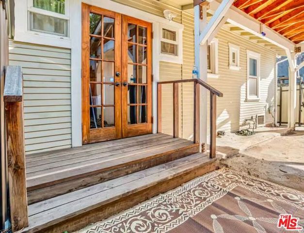 4253 Fountain Avenue, Los Angeles, CA 90029