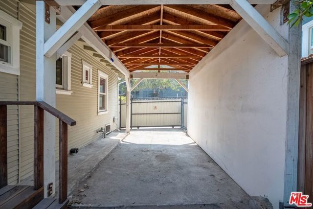 4253 Fountain Avenue, Los Angeles, CA 90029