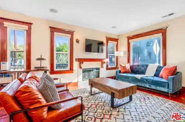 4253 Fountain Avenue, Los Angeles, CA 90029