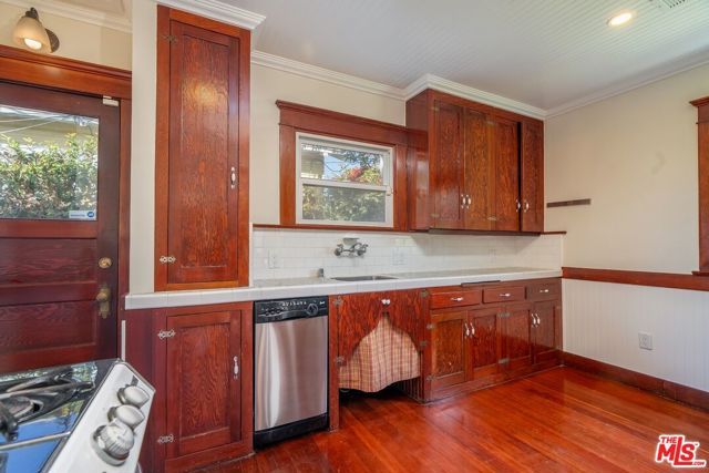 4253 Fountain Avenue, Los Angeles, CA 90029