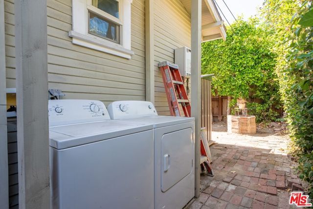 4253 Fountain Avenue, Los Angeles, CA 90029