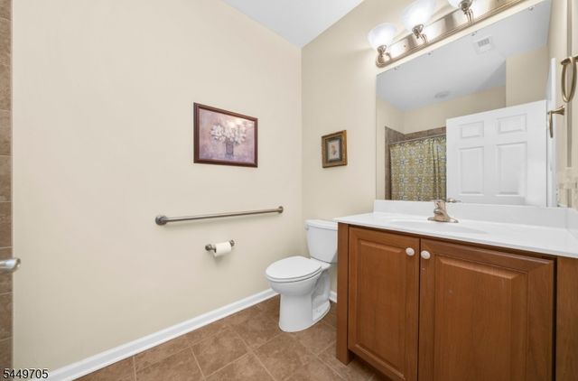 1215 Berry Farm Rd, Readington Twp., NJ 08889